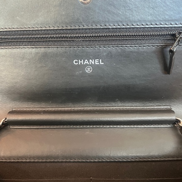 Chanel Boy WOC, black with ruthenium hardware
Authentic, in Like-New Condition - Picture 7 of 14